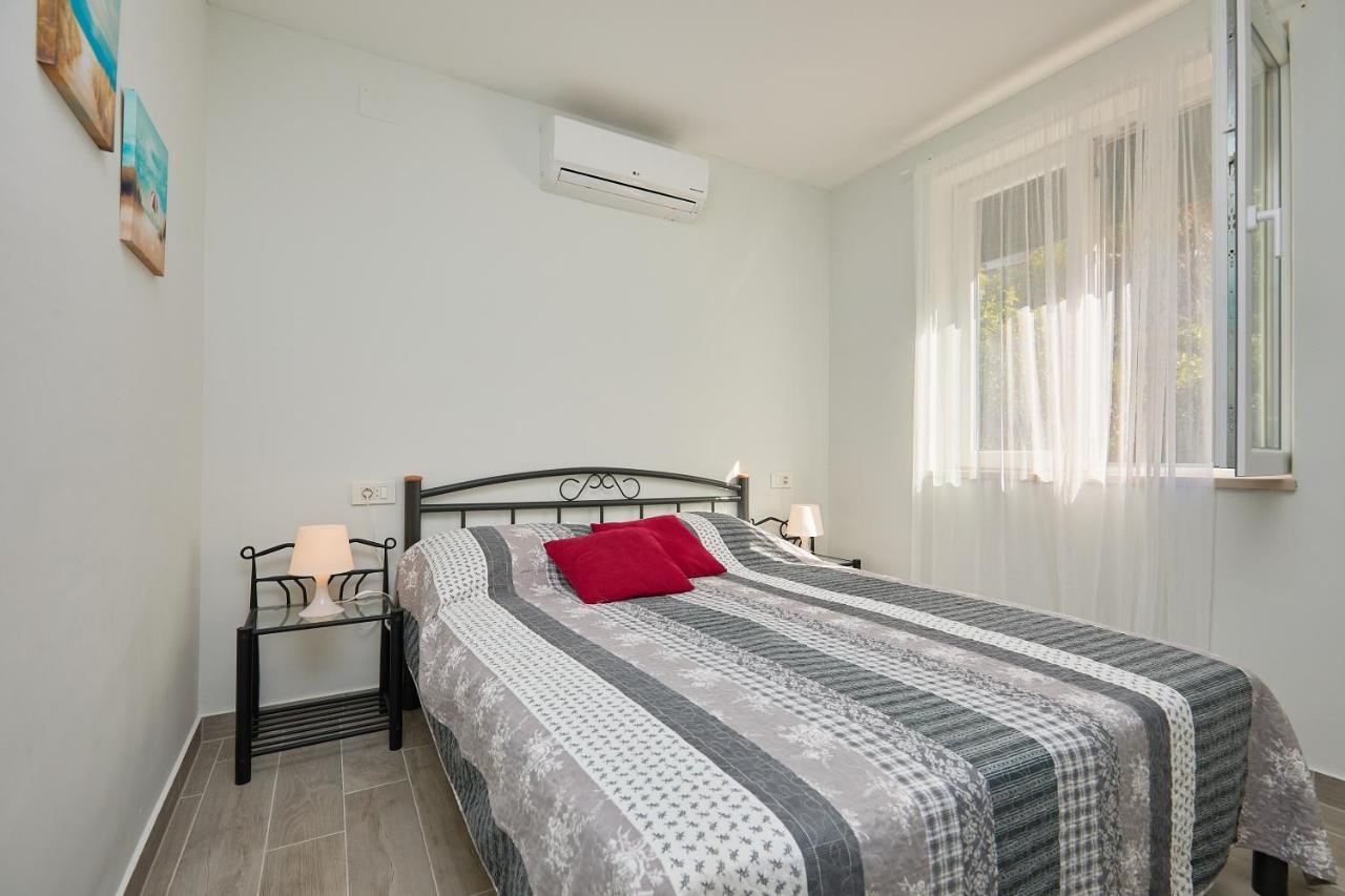 Stiga 2 - Two Bedroom Ap. Prozura Luaran gambar